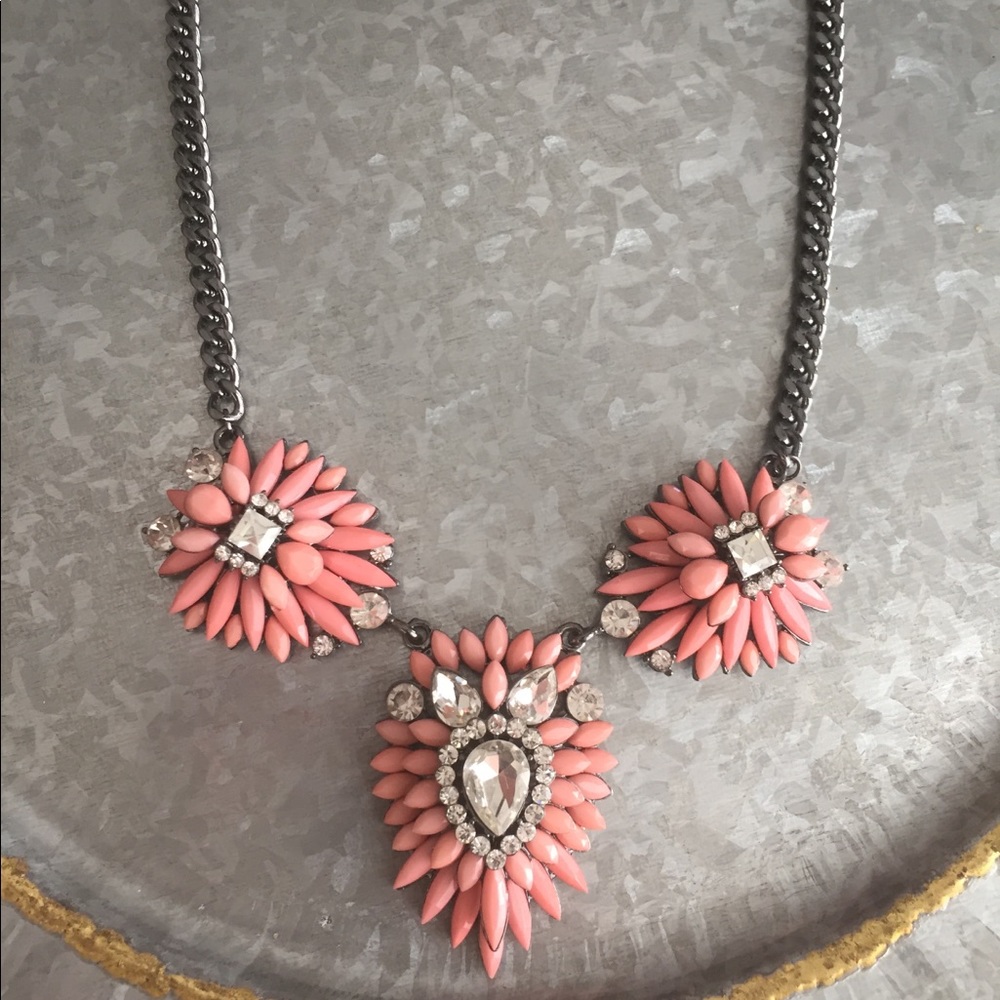 New York & Company Statement Necklace
